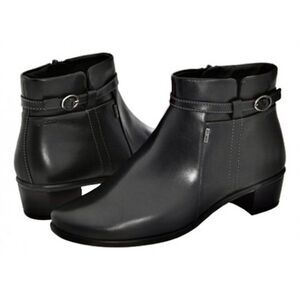 ECCO Pearl Leather Ankle boots in Black 40